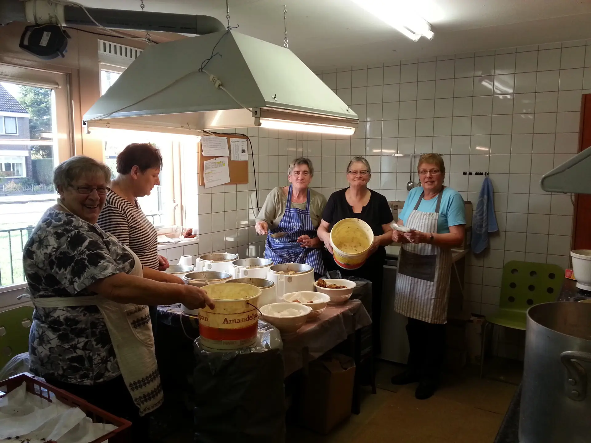 Oliebollen bakken